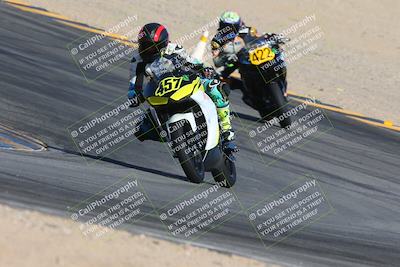 media/Nov-15-2024-CVMA Friday Practice (Fri) [[b142d29251]]/4-Group 4 and Trackday/Session 2 (Turn 10)/